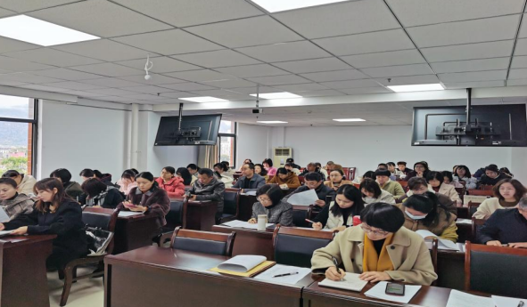辨明途以力行，逐远山而奋进——仙游县教师进修学校召开2025年春季小学语文、英语学科教学质量分析会 