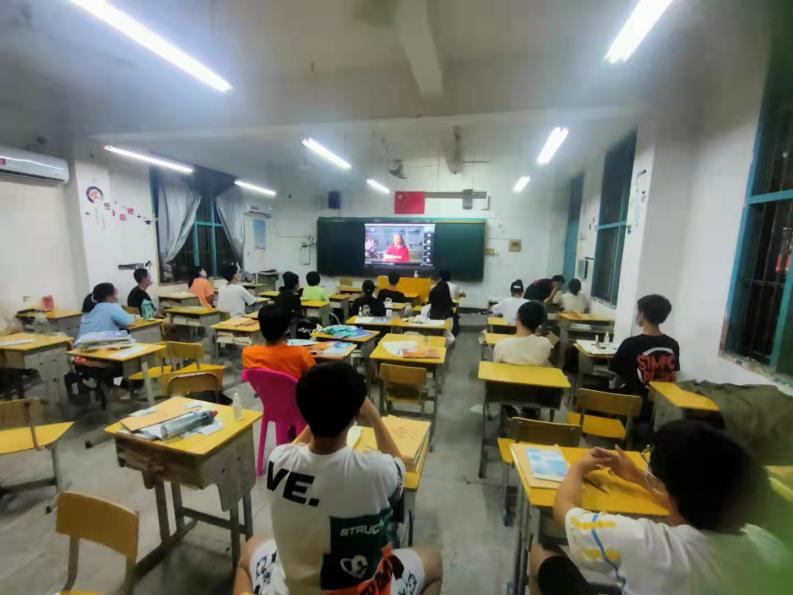 仙游县开展封控区留校学生心理调适专题讲座